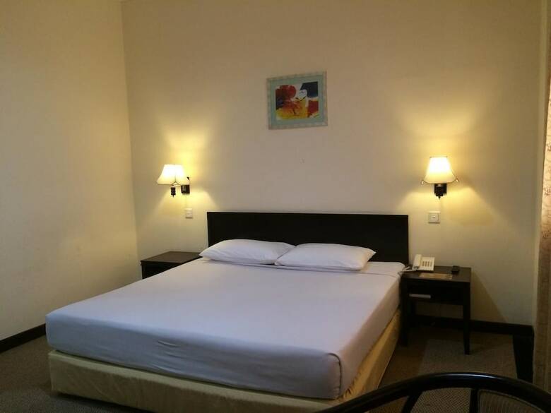 Carlton Hotel Shah Alam