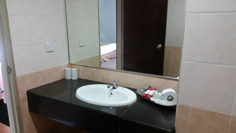 Carlton Hotel Shah Alam