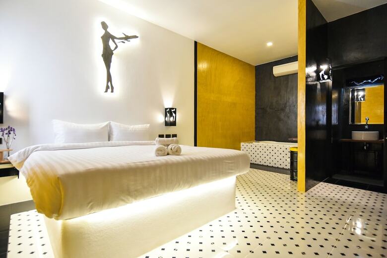 Hotel Bed Villa Resort Chaing Rai