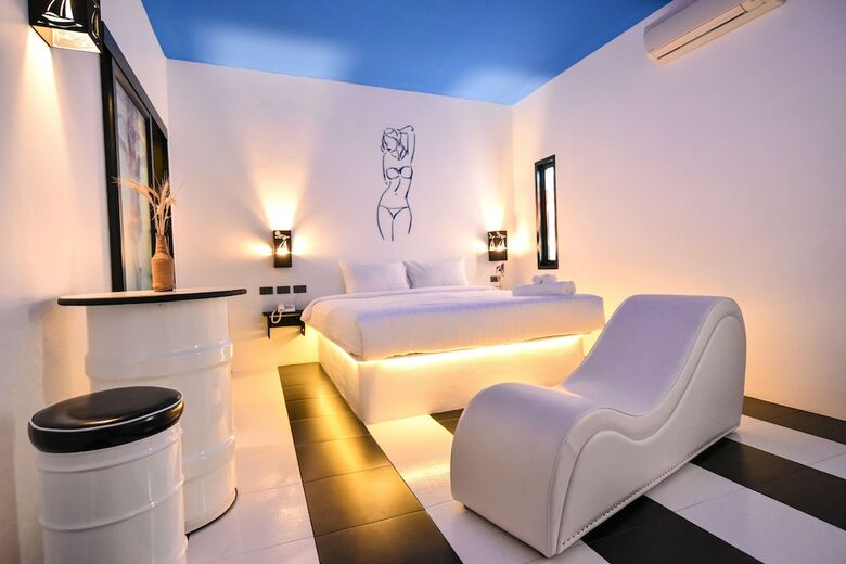 Hotel Bed Villa Resort Chaing Rai