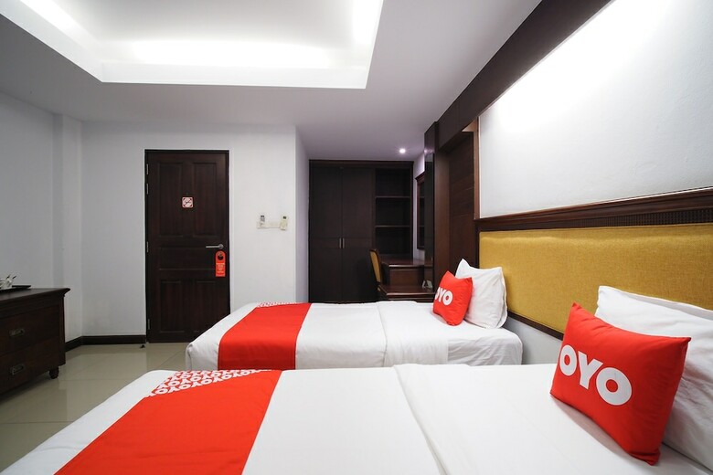 Hotel Oyo 898 Sota Residence