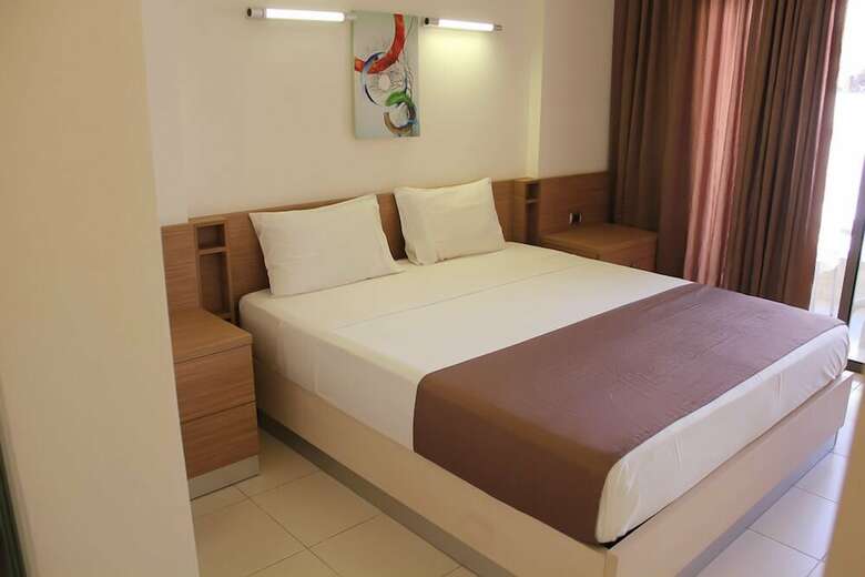 Aparthotel Hayali Suites
