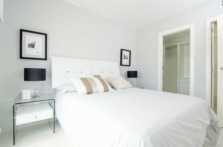 Ocean View Apartments - Marholidays