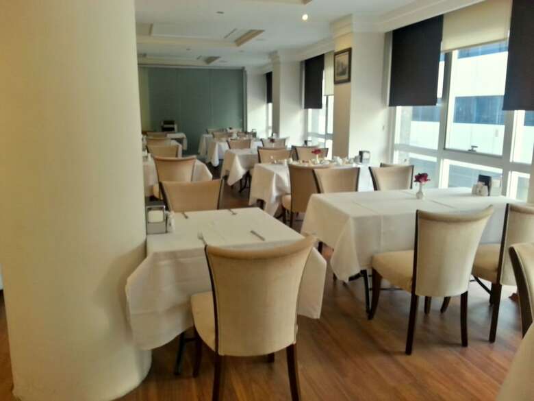 Ismira Hotel