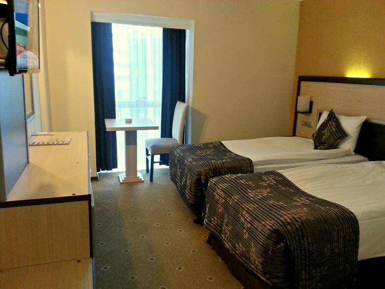 Ismira Hotel