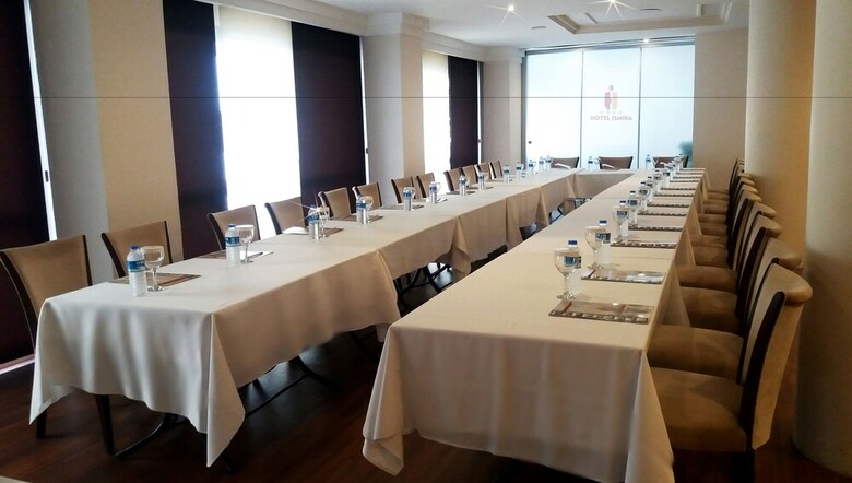 Ismira Hotel