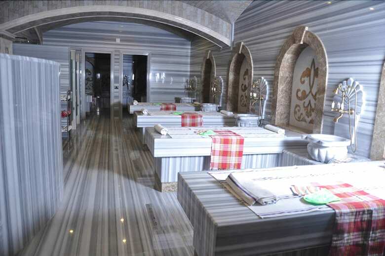 Joyy Hotel & Spa