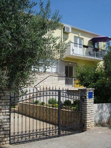 Apartments Angie