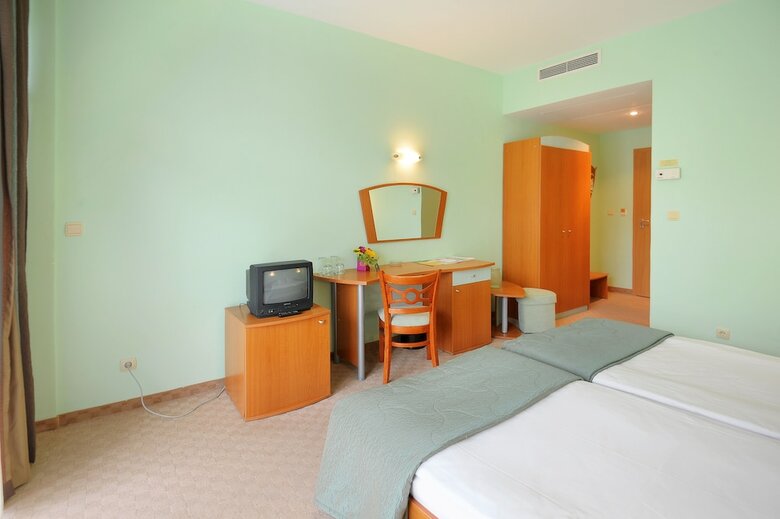 Palm Beach Hotel- All Inclusive