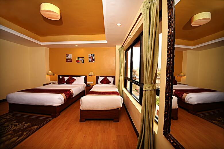 Dom Himalaya Hotel