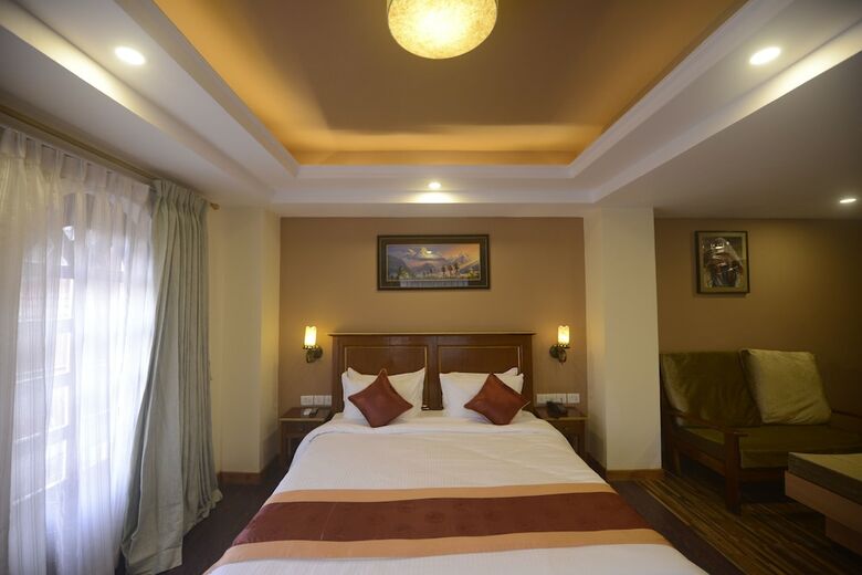 Dom Himalaya Hotel