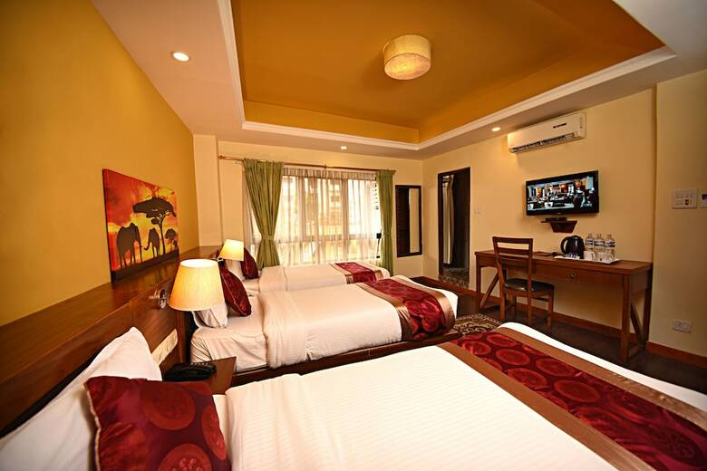 Dom Himalaya Hotel