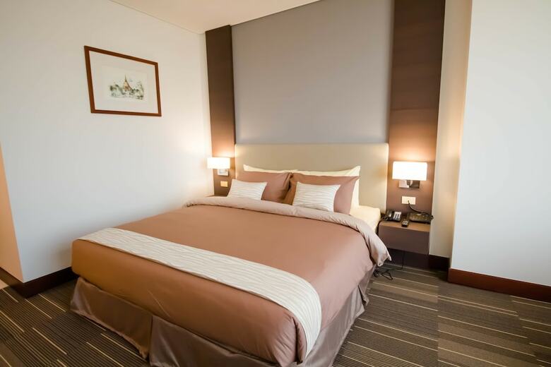 Fortune Rajpruek Hotel