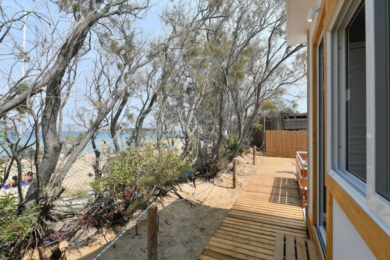 Hotel Surfing Beach Village
