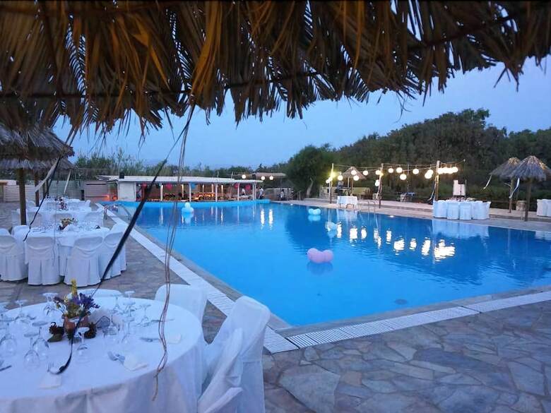 Hotel Surfing Beach Village