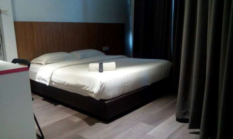 Hotel Place2stay - Gong Badak
