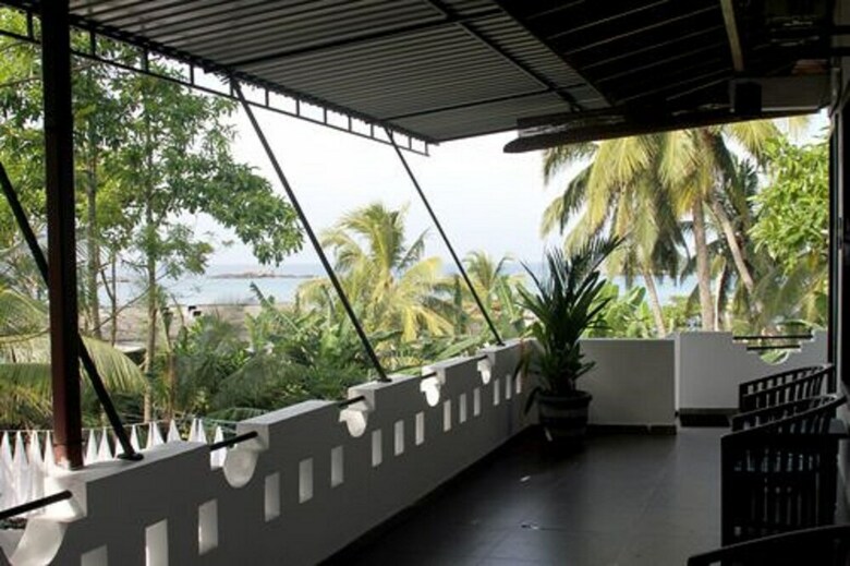 Hotel Happy Night & Restaurant