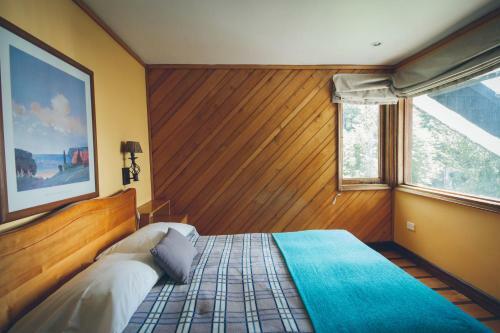 Lodge Caba�a Yelcho En La Patagonia