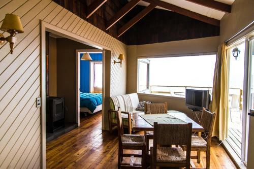 Hotel Y Caba�as Puerto Pilar