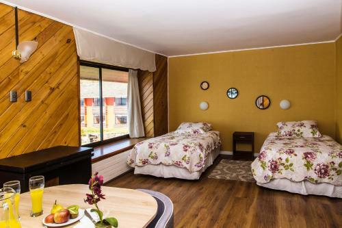 Hotel Y Caba�as Puerto Pilar