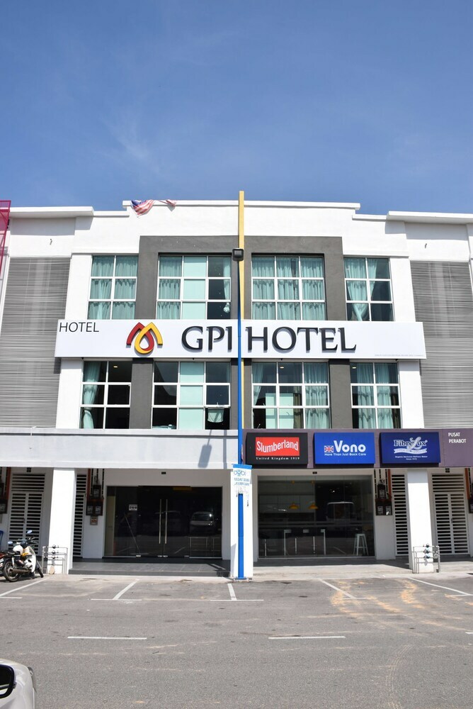 Hotel Golden Peak Inn