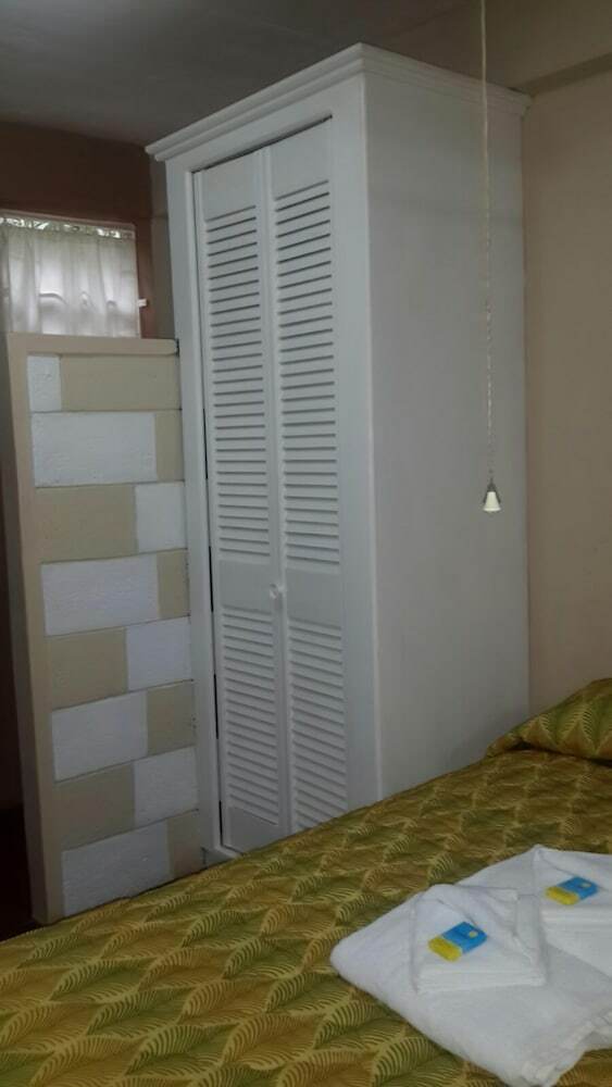 Buttercup Cottage Apartments