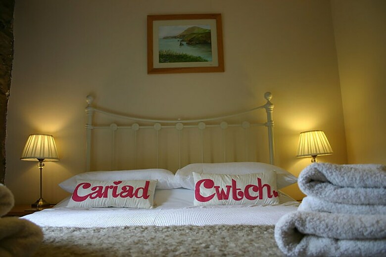 Troedyrhiw Holiday Cottages