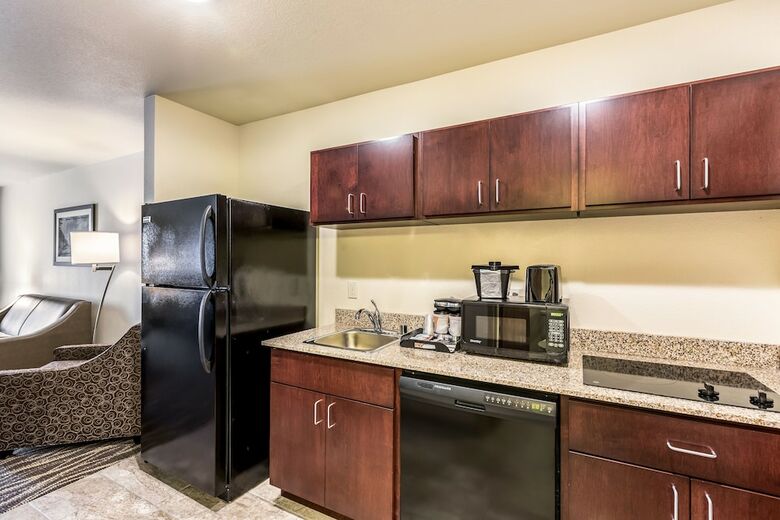 Cobblestone Hotel & Suites ? Stevens Point