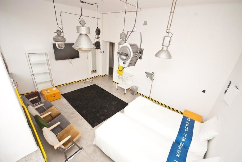 Bed & Breakfast Lofthotel Przychodnia