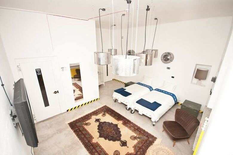 Bed & Breakfast Lofthotel Przychodnia