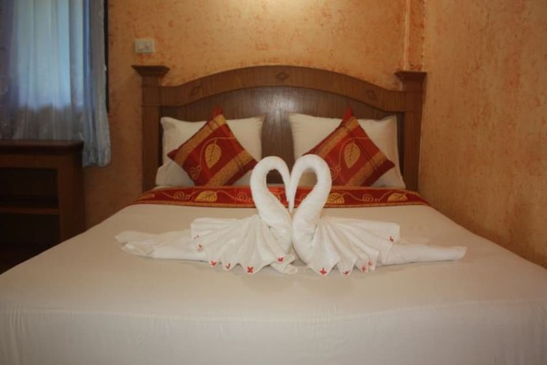 Hotel Lanta Nature Beach Resort