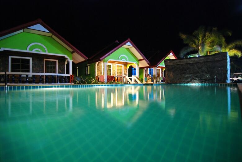 Hotel Lanta Nature Beach Resort