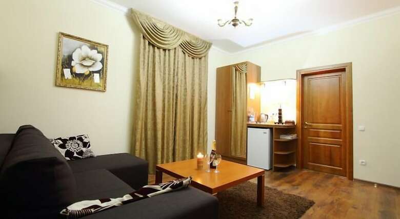 Boomerang Business Hotel
