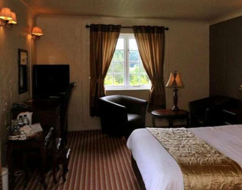 George Hotel