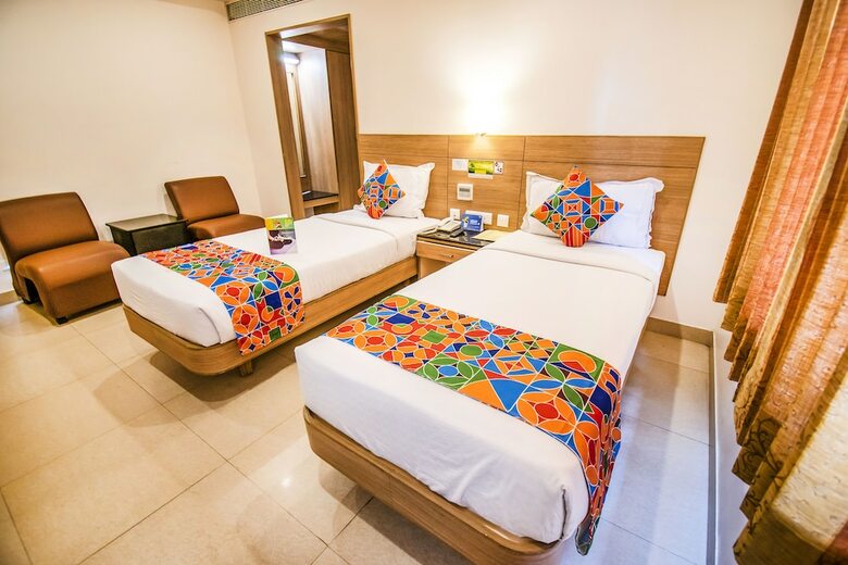 Fabhotel Royal Castle Gandhipuram