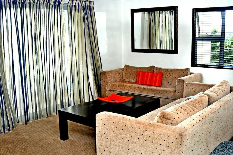 All Seasons Boutique Hotel