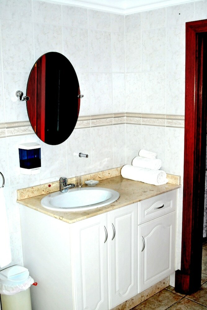 All Seasons Boutique Hotel