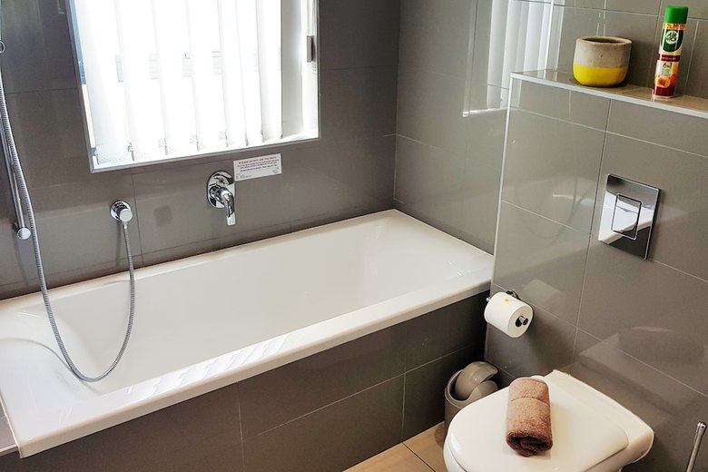 8 Aquila Covo Self Catering