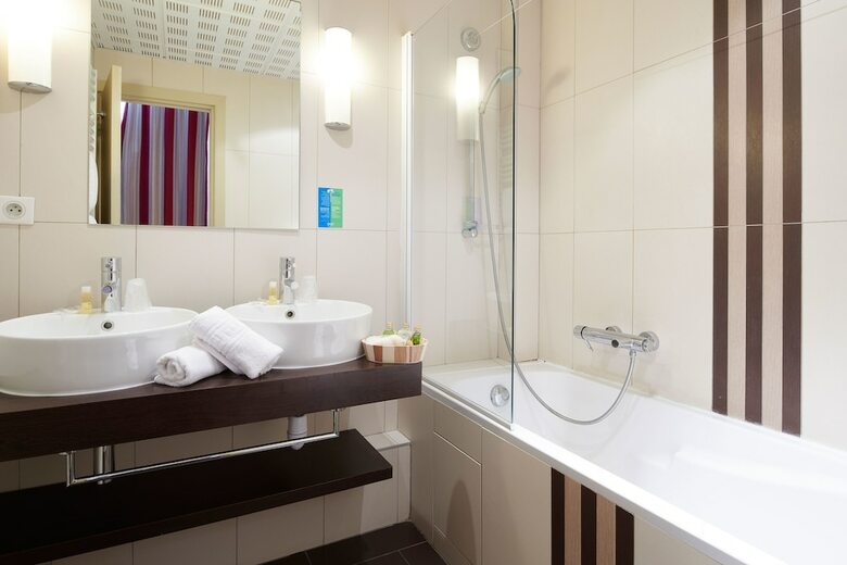 Hotel H�tel Club Vacances Bleues Le Balmoral