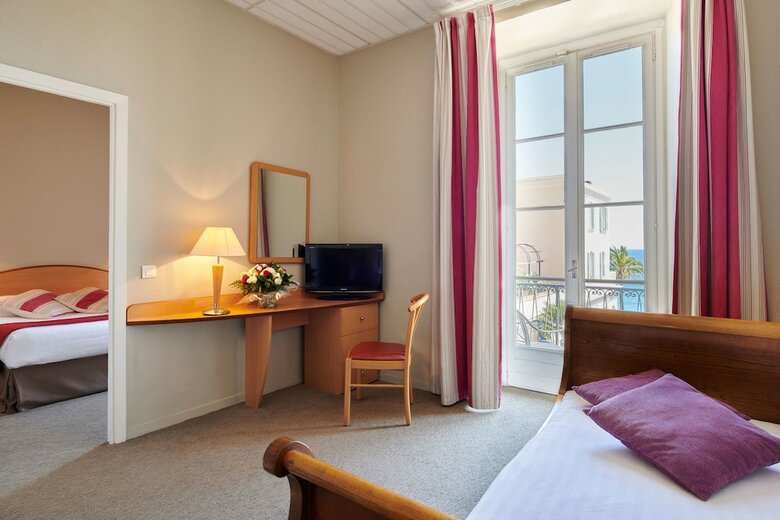 Hotel H�tel Club Vacances Bleues Le Balmoral