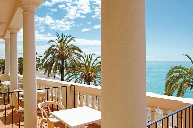 Hotel H�tel Club Vacances Bleues Le Balmoral