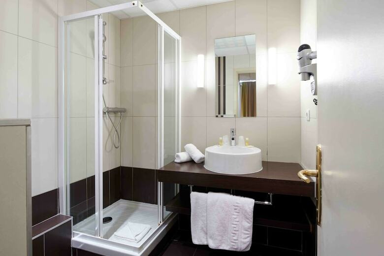 Hotel H�tel Club Vacances Bleues Le Balmoral