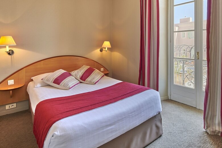 Hotel H�tel Club Vacances Bleues Le Balmoral