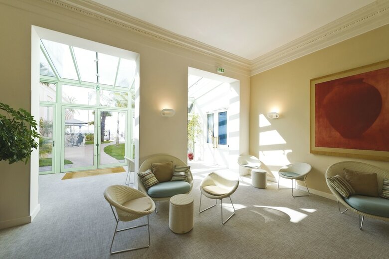Hotel H�tel Club Vacances Bleues Le Balmoral