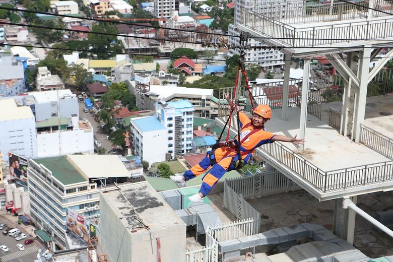 Crown Regency Hotel And Towers Cebu