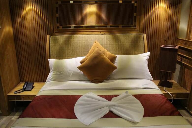 Hotel Eureka Serenity Athiri Inn