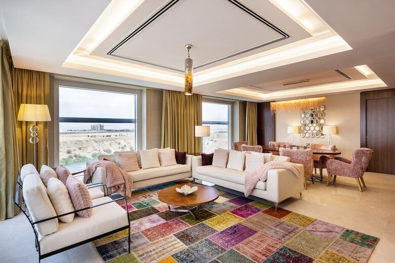 Hotel Crowne Plaza Muscat Ocec