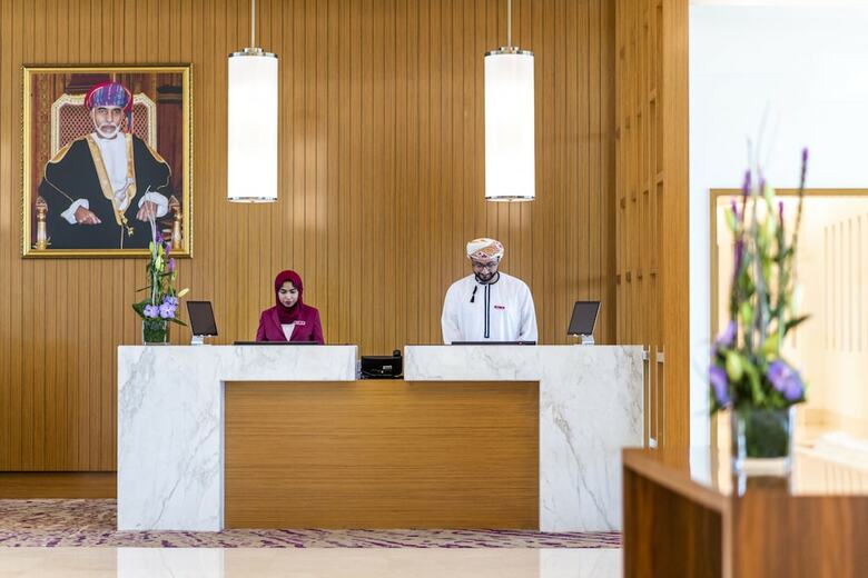 Hotel Crowne Plaza Muscat Ocec