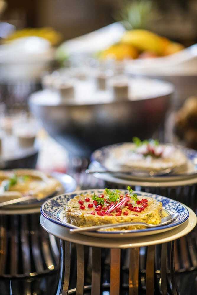 Hotel Crowne Plaza Muscat Ocec