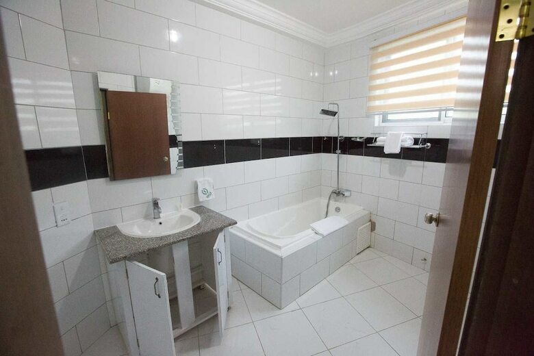 Hotel Karela Beach Resort